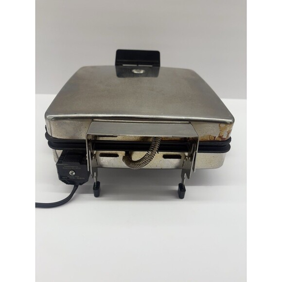 Toastmaster Reversible Plate Waffle Desert Griddle Iron Maker 442A - Picture 12 of 16
